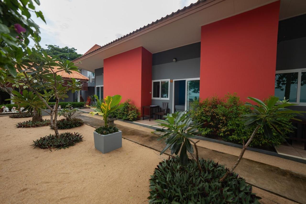 מאה נאם ביץ' Maenam Villa Hotel מראה חיצוני תמונה